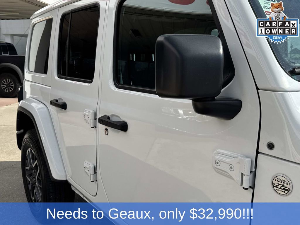 Used 2024 Jeep Wrangler Unlimited Sahara AWD/4WD image 19