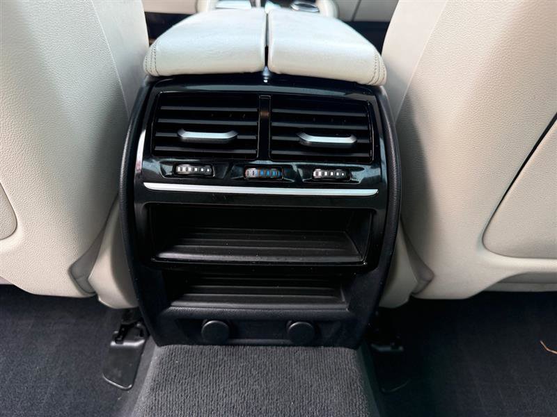 Used 2018 BMW M550i xDrive M550i AWD w/EXECUTIVE & DRIVE image 25