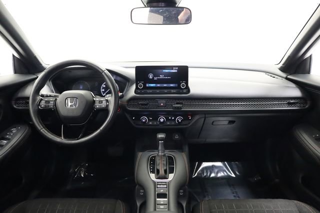 Used 2025 Honda HR-V Sport image 12