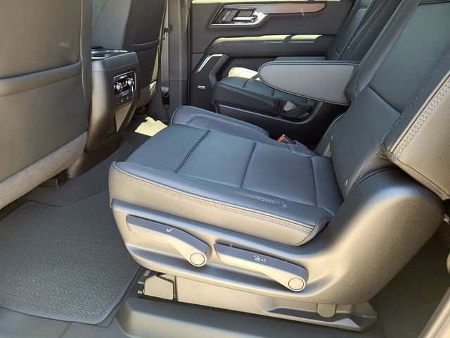 New 2026 GMC Yukon XL Denali w/ Denali Reserve Package AWD/4WD image 11