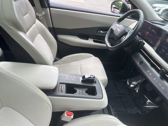 Used 2023 Nissan Ariya FWD image 18