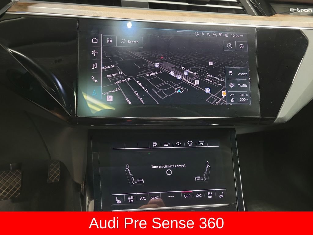 Used 2019 Audi e-tron Prestige w/ Prestige Package AWD/4WD image 18