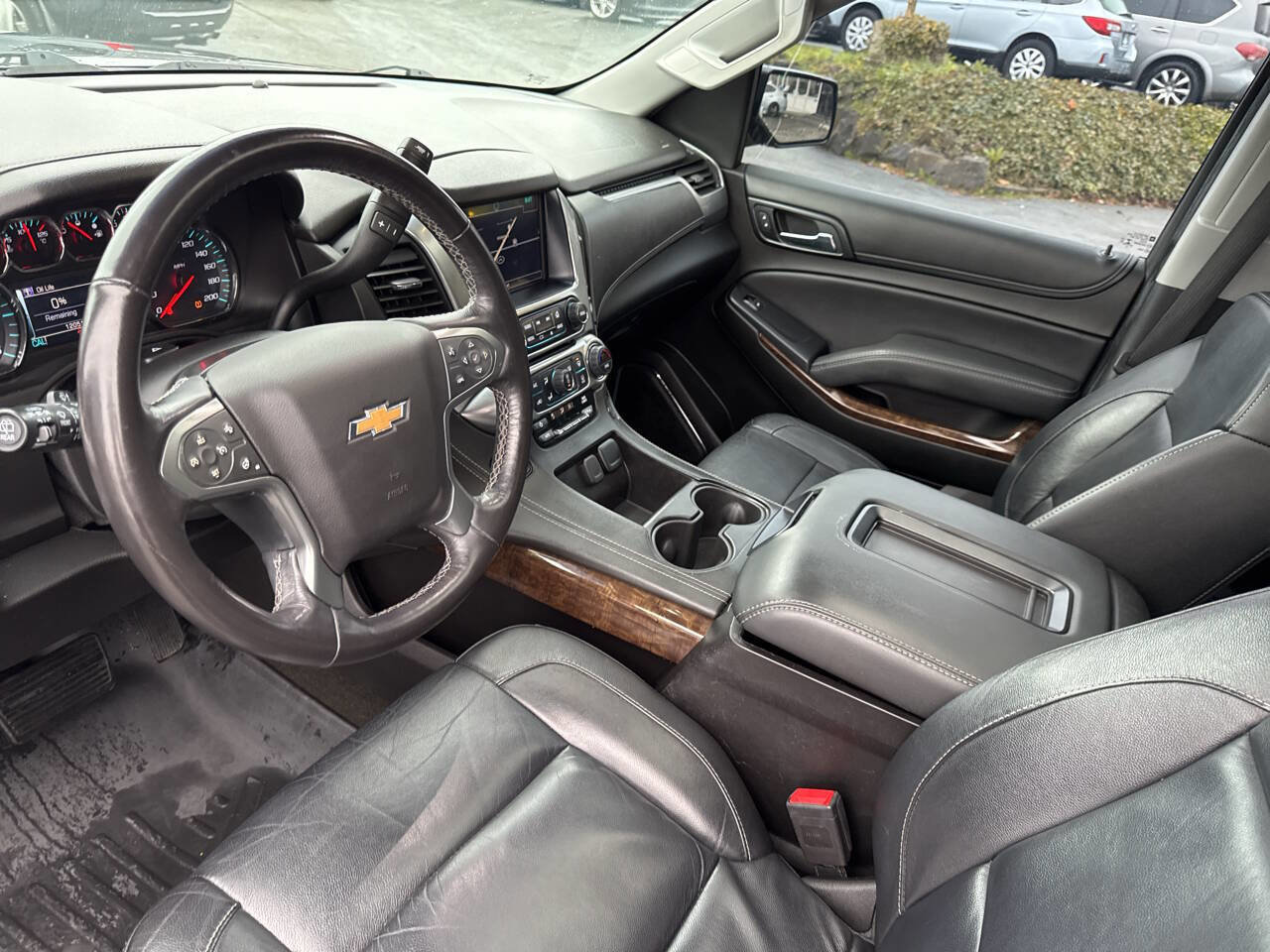 Used 2018 Chevrolet Suburban LT image 30