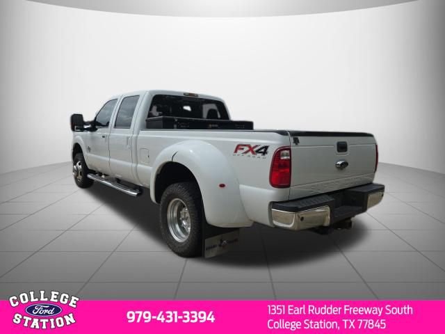 Used 2016 Ford F350 Lariat w/ FX4 Off-Road Package image 4