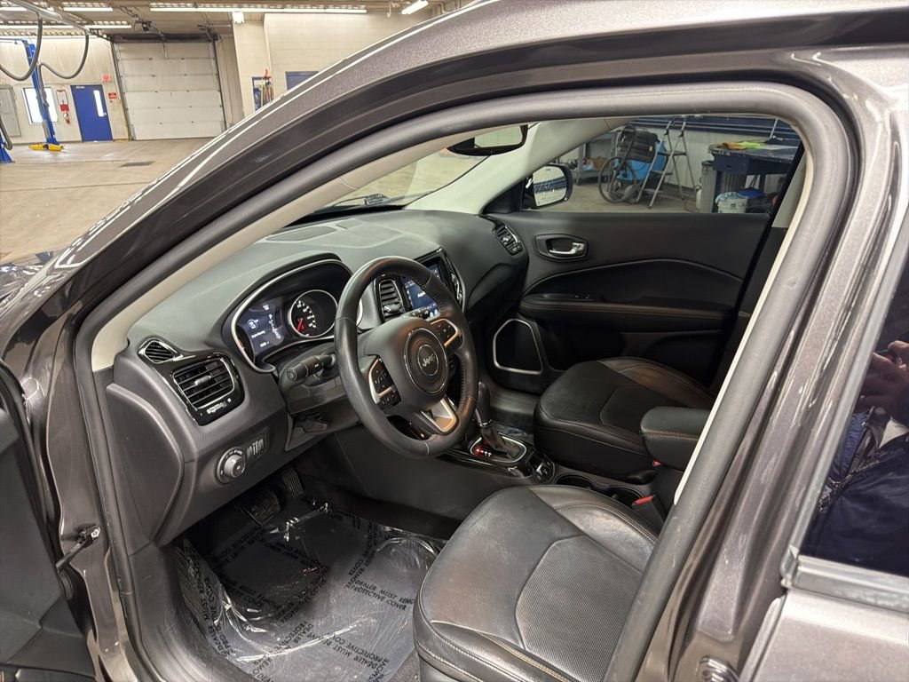 Used 2019 Jeep Compass Limited image 19