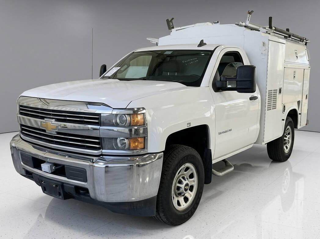 Used 2016 Chevrolet Silverado 3500 W/T image 1