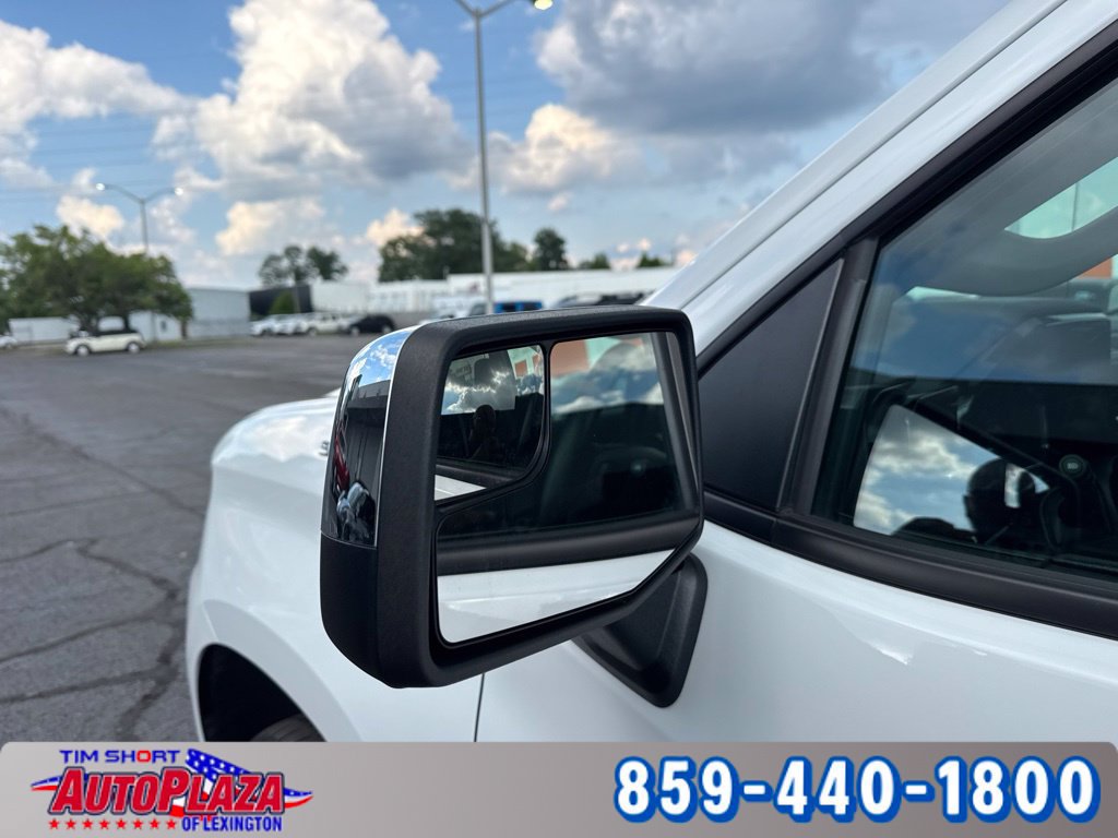 Used 2024 Chevrolet Silverado 1500 LT AWD/4WD image 19