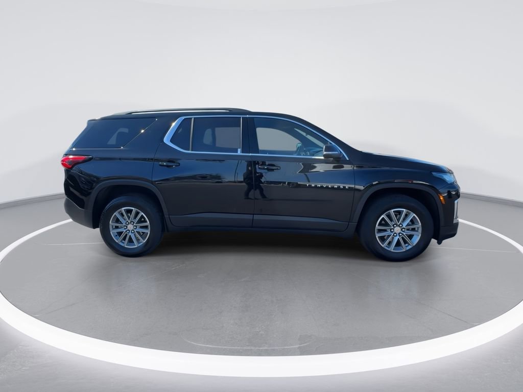 Used 2023 Chevrolet Traverse LT image 9