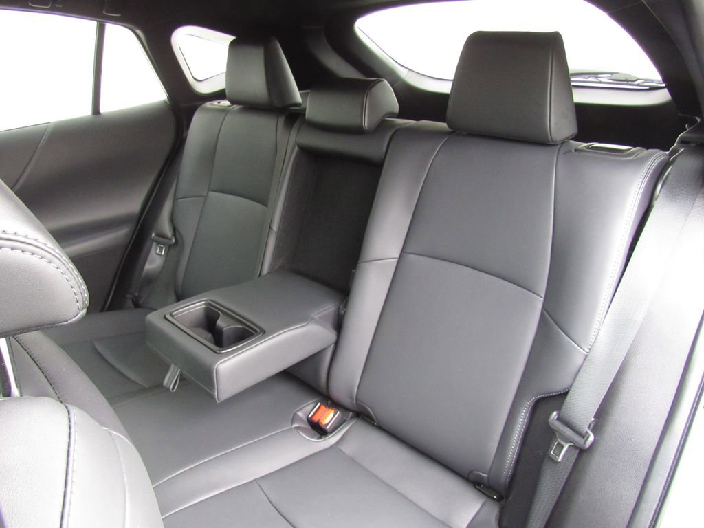 Certified 2022 Toyota Venza XLE AWD/4WD image 16