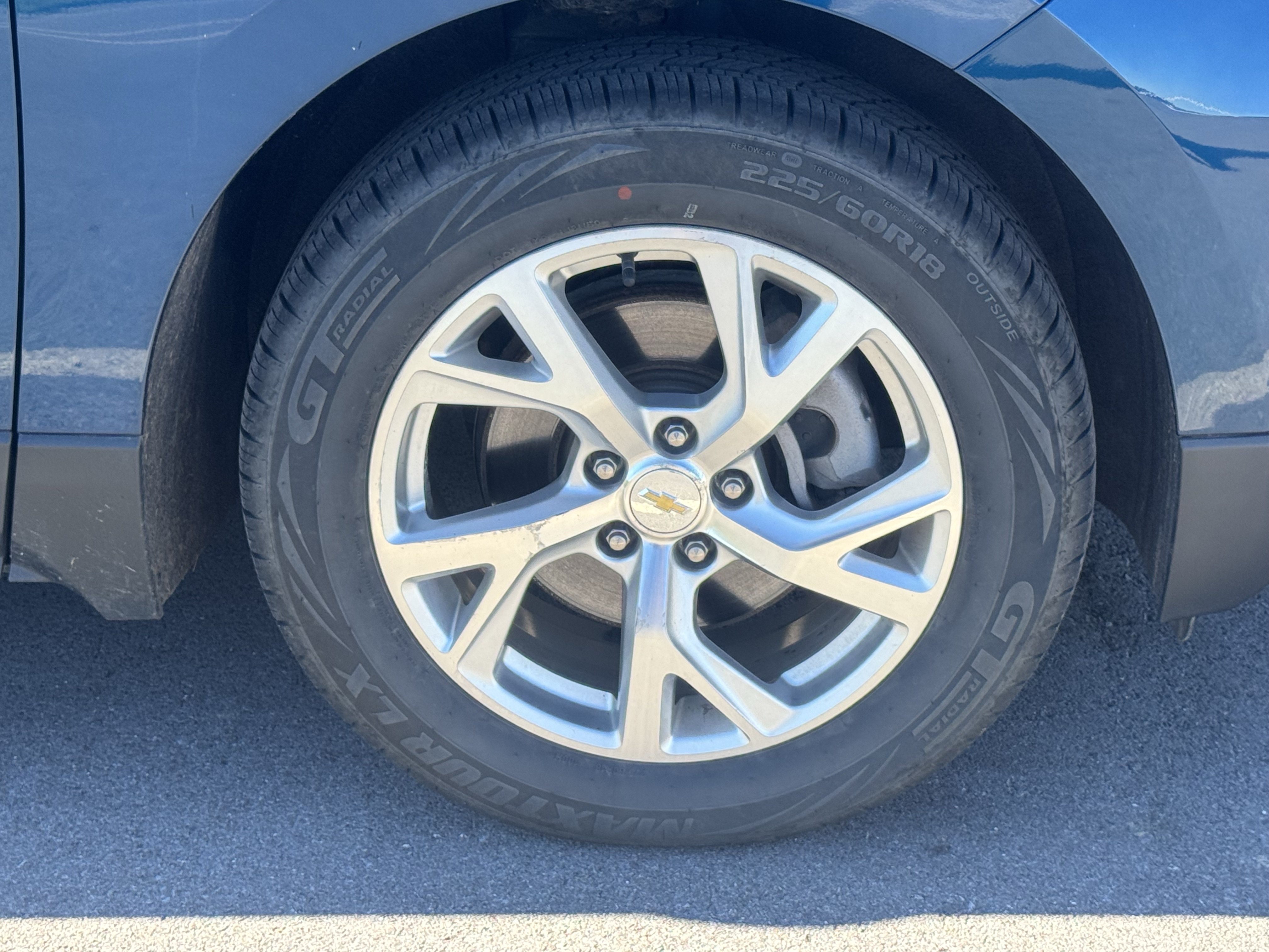 Used 2020 Chevrolet Equinox LT AWD/4WD image 3