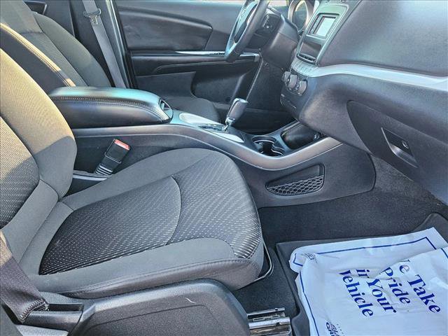 Used 2015 Dodge Journey American Value Package w/ Flexible Seating Group FWD image 19