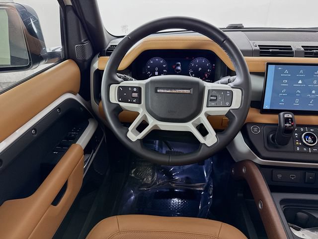 Certified 2024 Land Rover Defender 110 SE AWD/4WD image 25