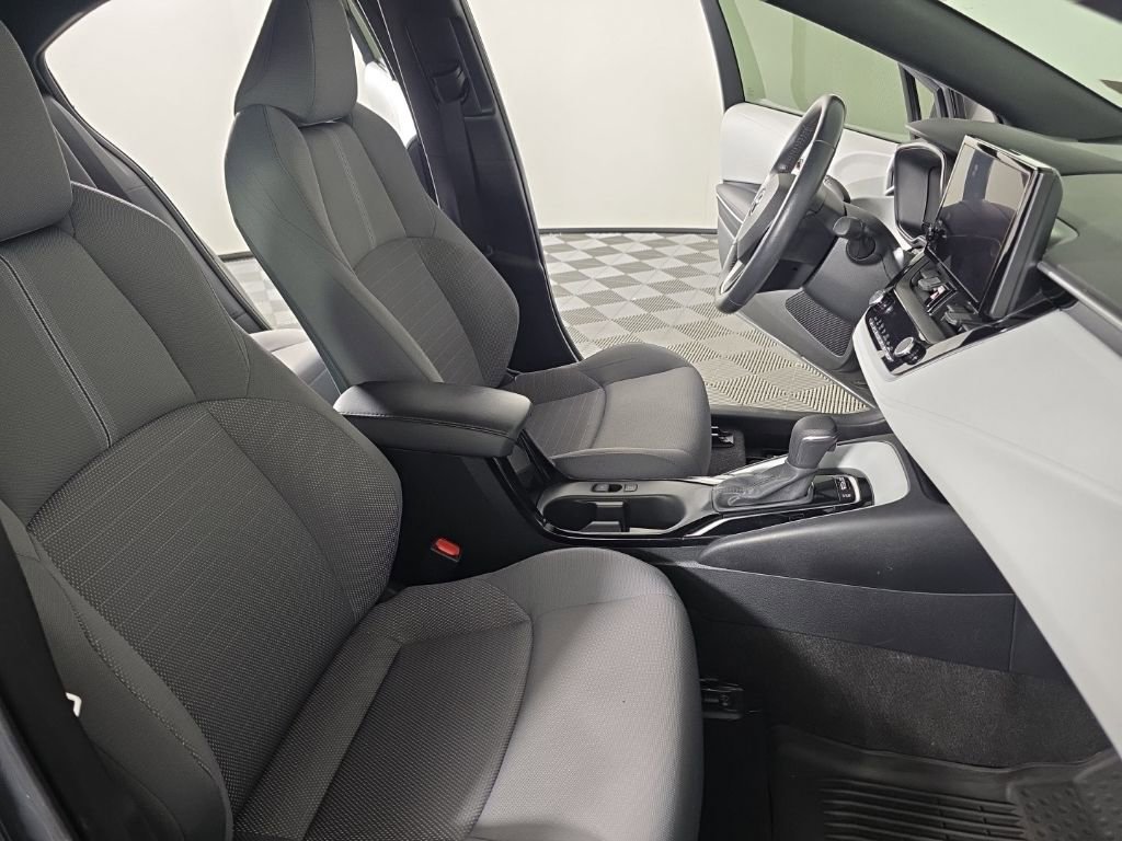 Used 2023 Toyota Corolla SE image 38