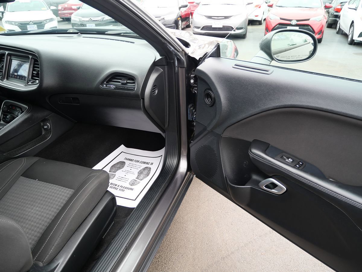 Used 2020 Dodge Challenger SXT AWD/4WD image 21
