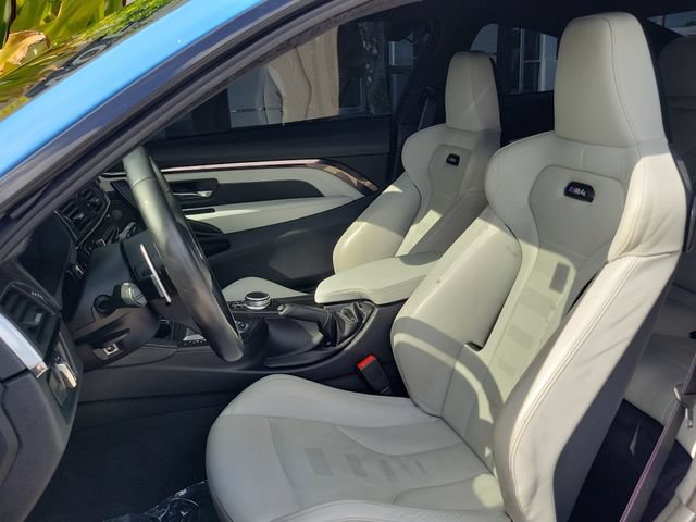 Used 2020 BMW M4 Coupe w/ Competition Package RWD image 10