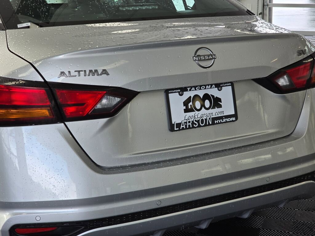 Used 2023 Nissan Altima 2.5 SV image 14