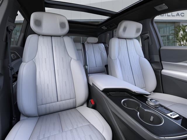 New 2026 Cadillac Lyriq Signature Sport AWD/4WD image 16