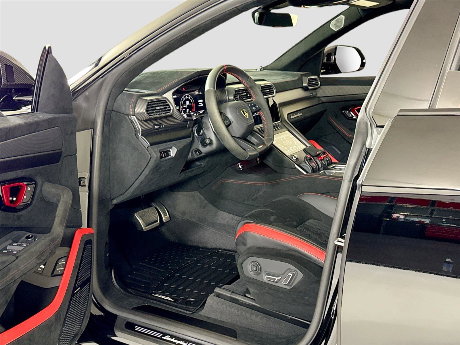 Used 2023 Lamborghini Urus Performante image 13