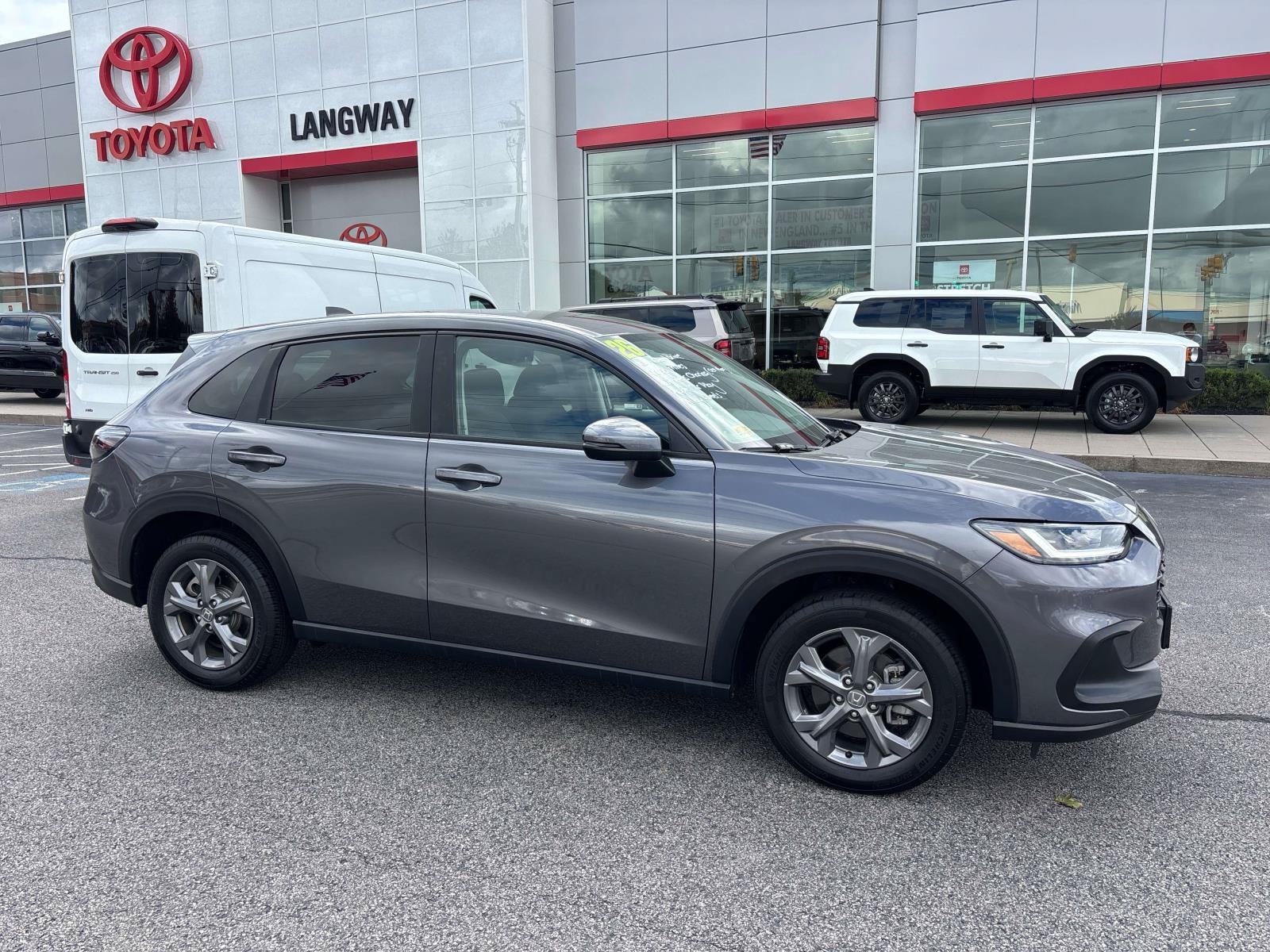 Used 2026 Honda HR-V LX image 3