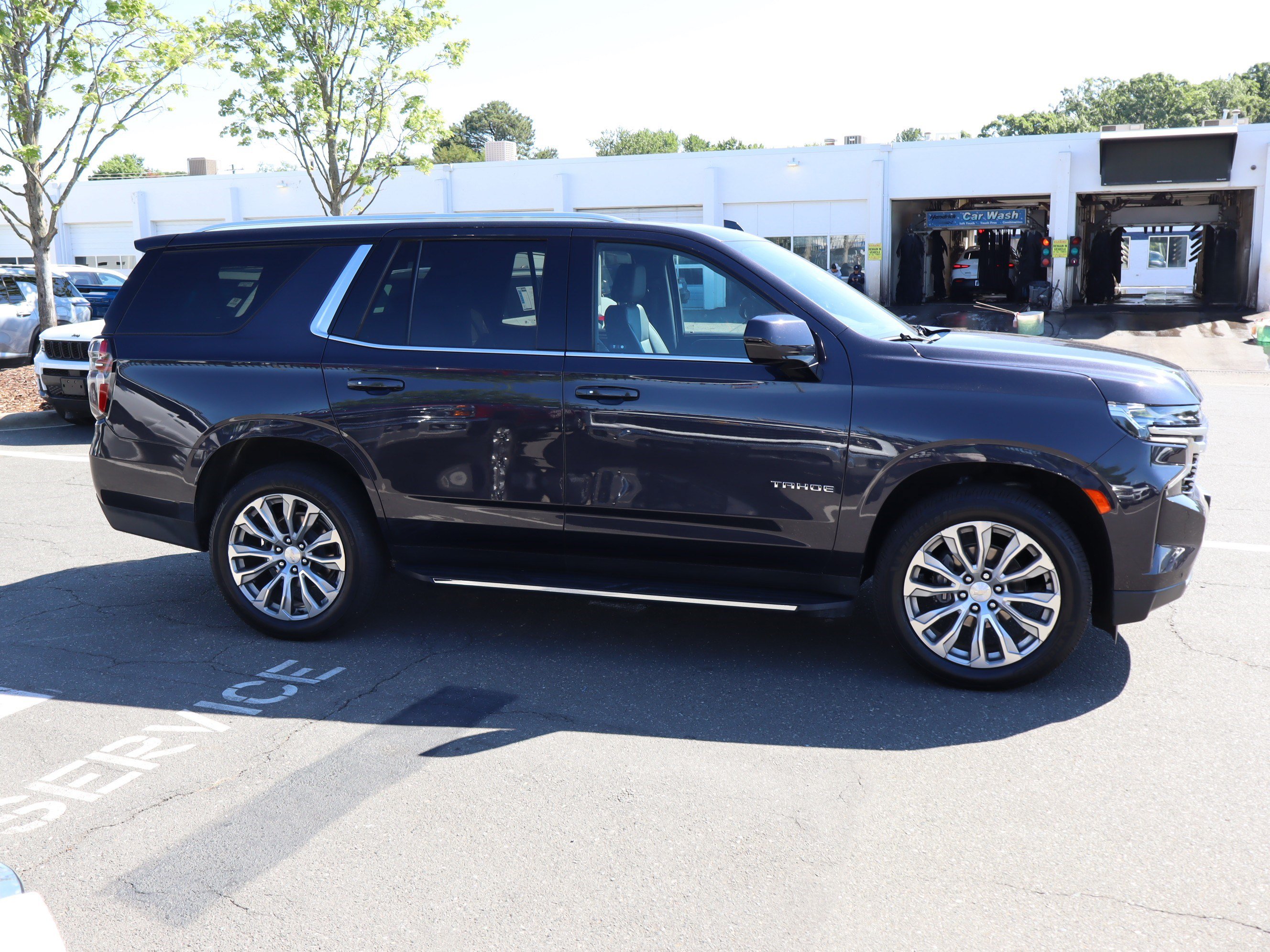 Used 2022 Chevrolet Tahoe LT AWD/4WD image 23