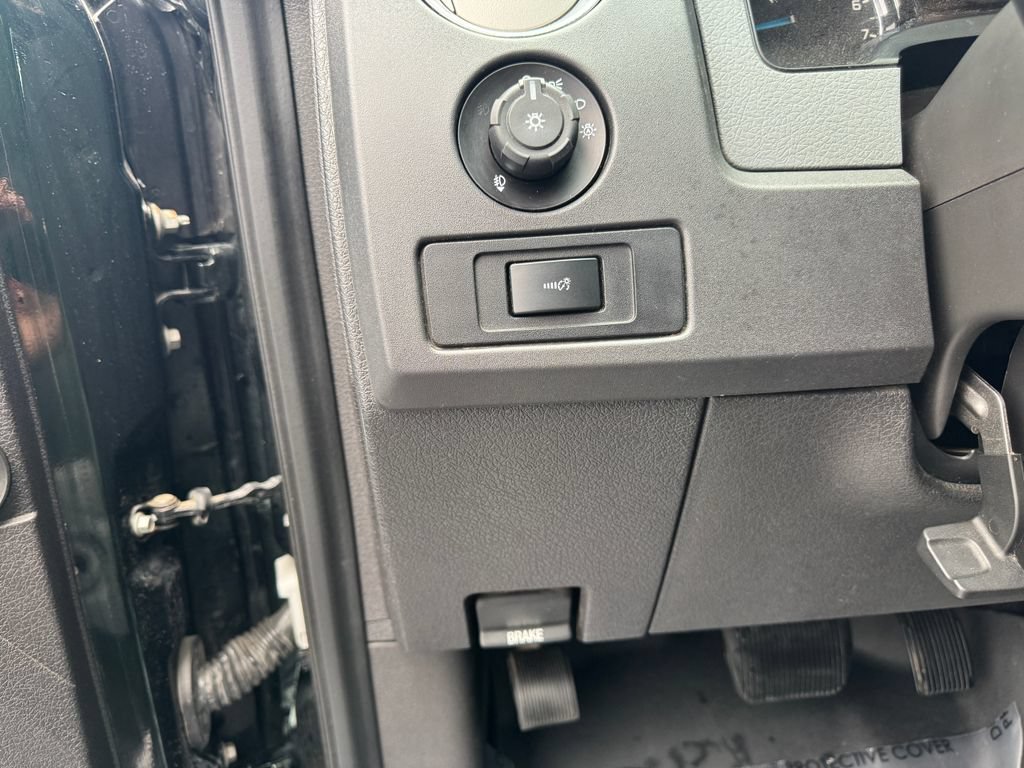 Used 2013 Ford F150 XLT w/ Luxury Equipment Group AWD/4WD image 18