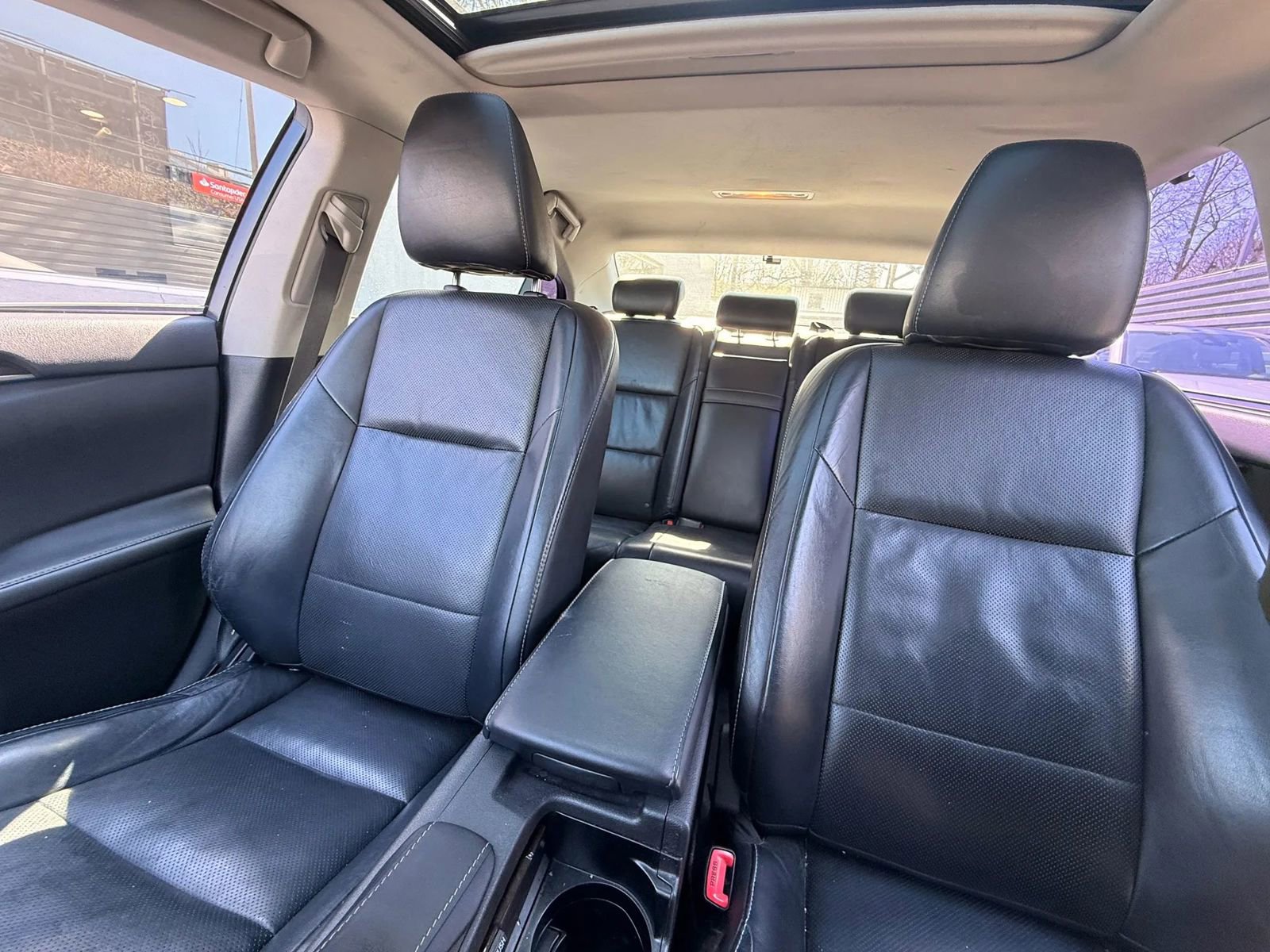 Used 2015 Lexus ES 300h FWD image 29