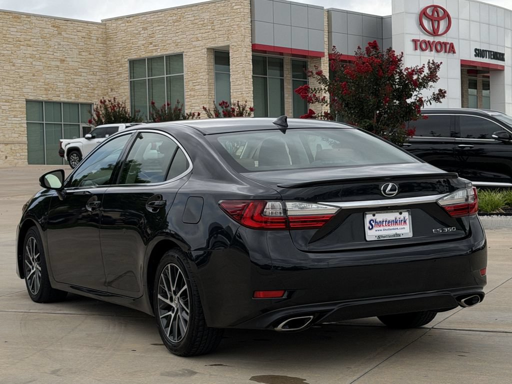 Used 2016 Lexus ES 350 FWD image 4