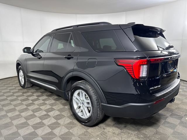 Used 2025 Ford Explorer Active image 5