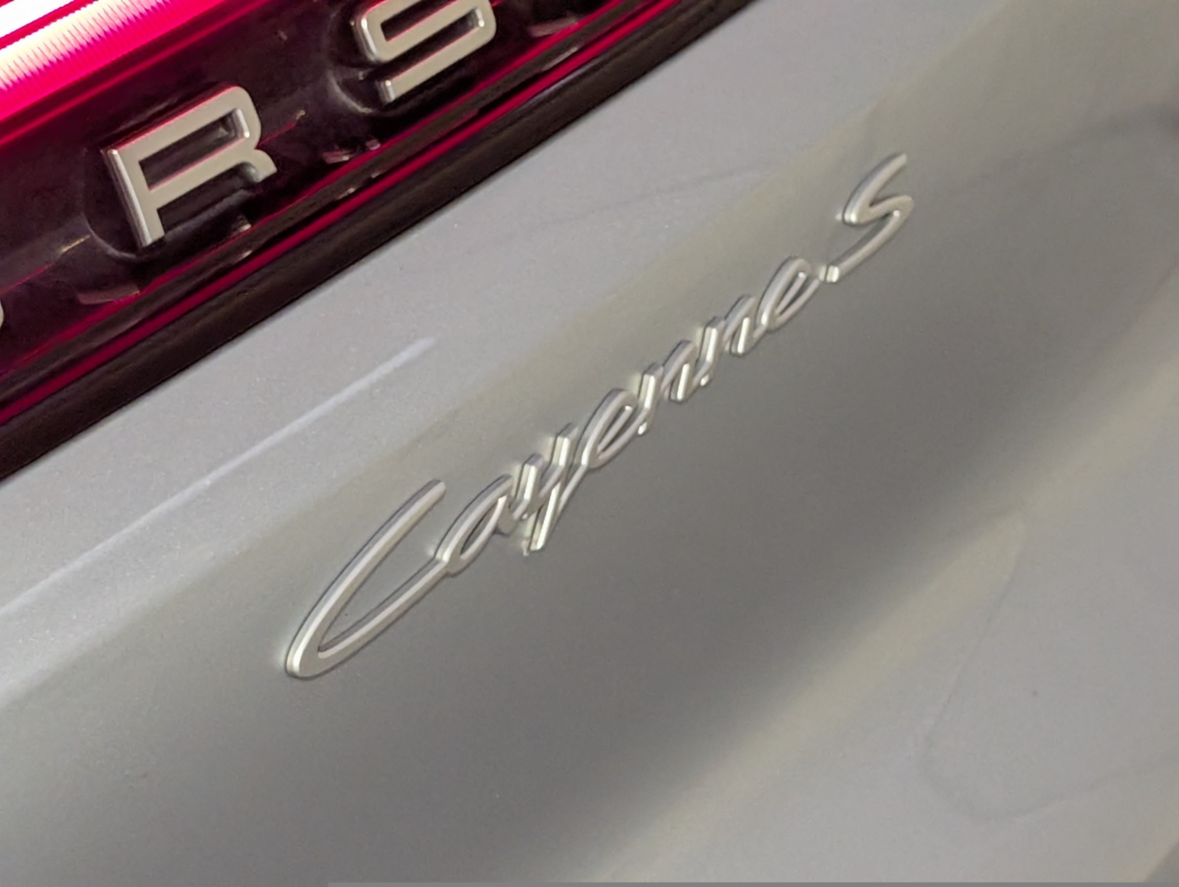 Certified 2025 Porsche Cayenne S AWD/4WD image 17