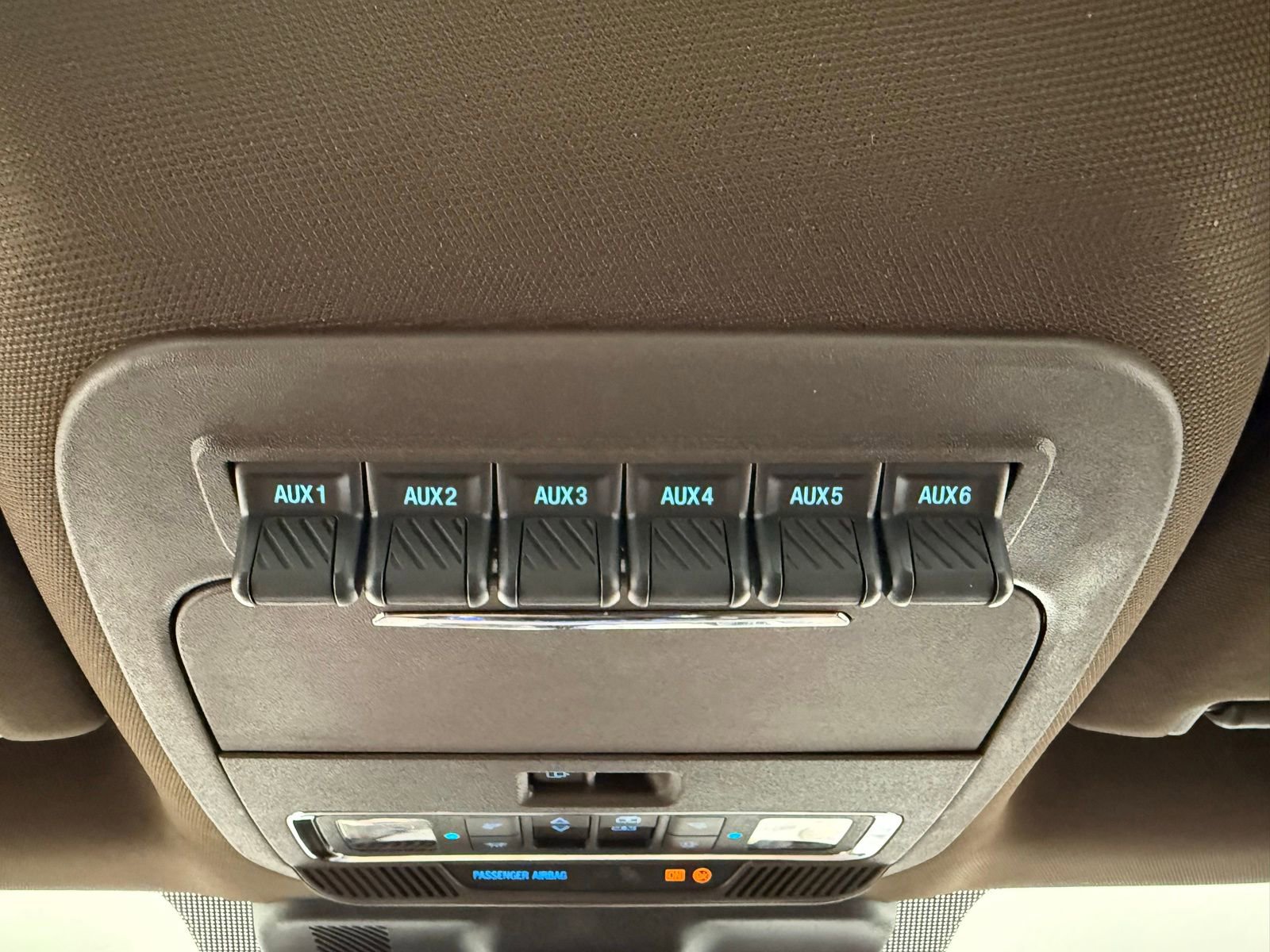 Used 2023 Ford F350 King Ranch w/ Chrome Package image 34