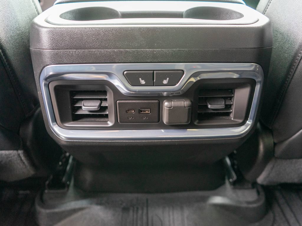 Used 2021 GMC Sierra 3500 SLT w/ SLT Premium Package image 14