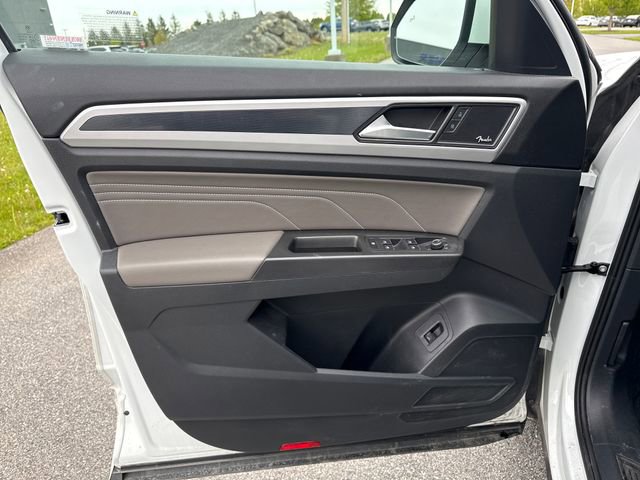 Used 2023 Volkswagen Atlas SEL Premium AWD/4WD image 25