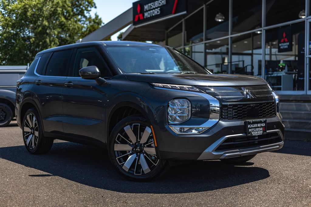 New 2026 Mitsubishi Outlander SE