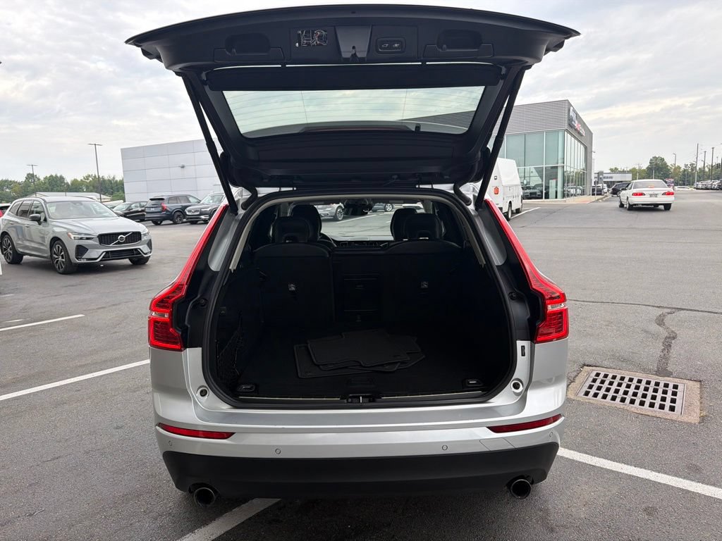 Used 2020 Volvo XC60 T5 Momentum AWD/4WD image 3