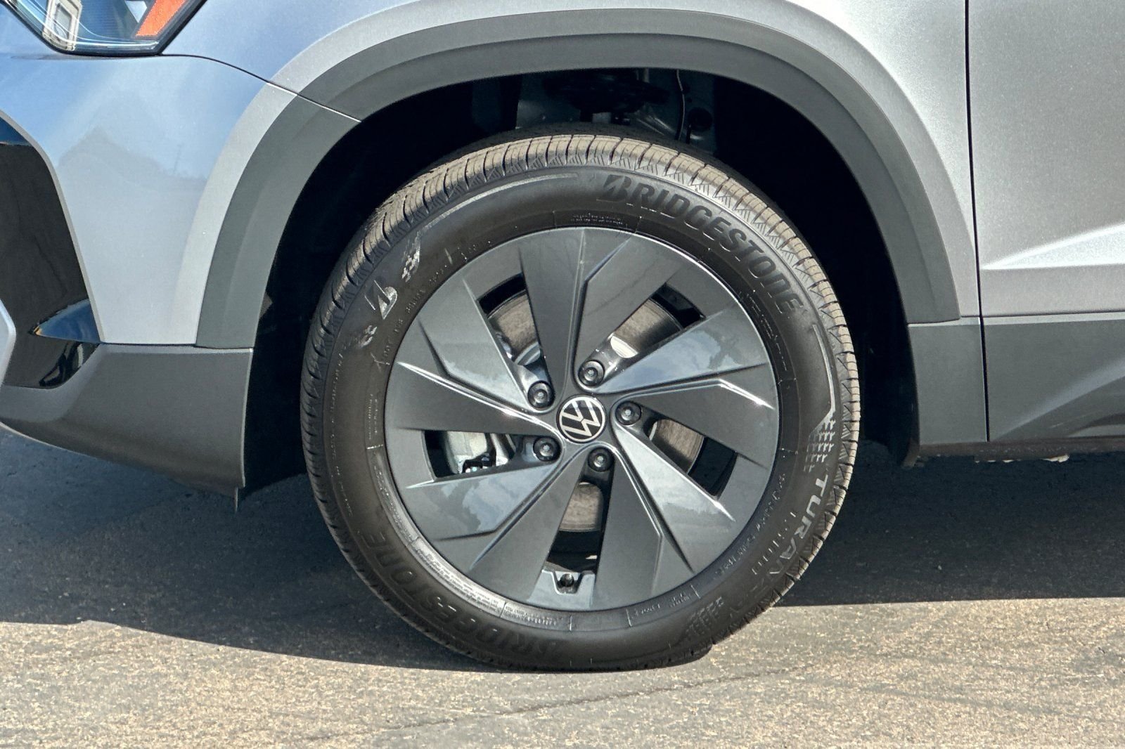 New 2027 Volkswagen Taos S FWD image 25