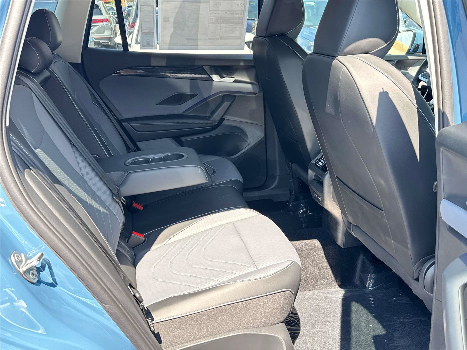 New 2026 Volkswagen Tiguan SE AWD/4WD image 26