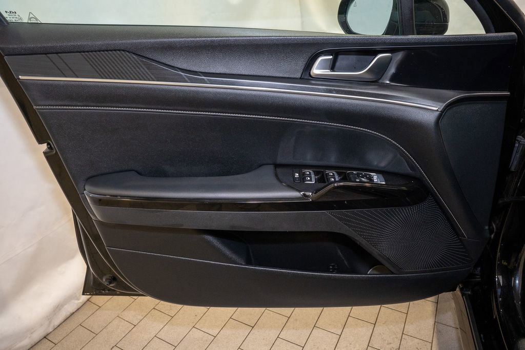 Certified 2025 Kia K5 GT-Line image 11