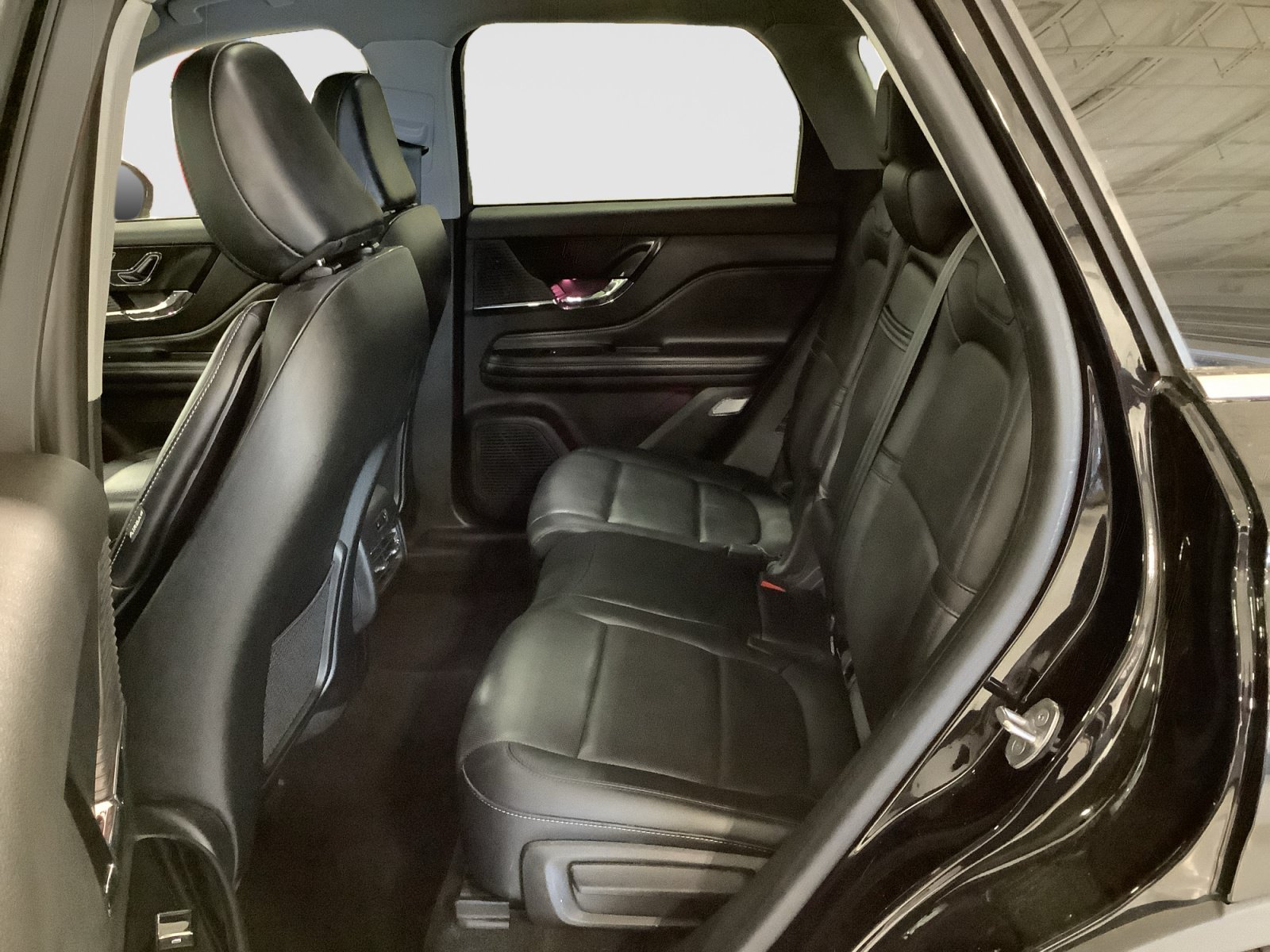 Used 2022 Lincoln Corsair Reserve w/ Elements Package FWD image 22