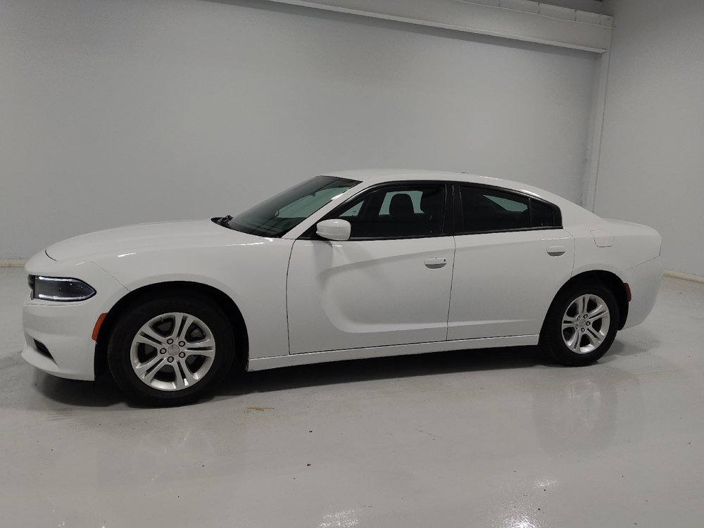 Used 2022 Dodge Charger SXT w/ Cold Weather Package RWD image 2