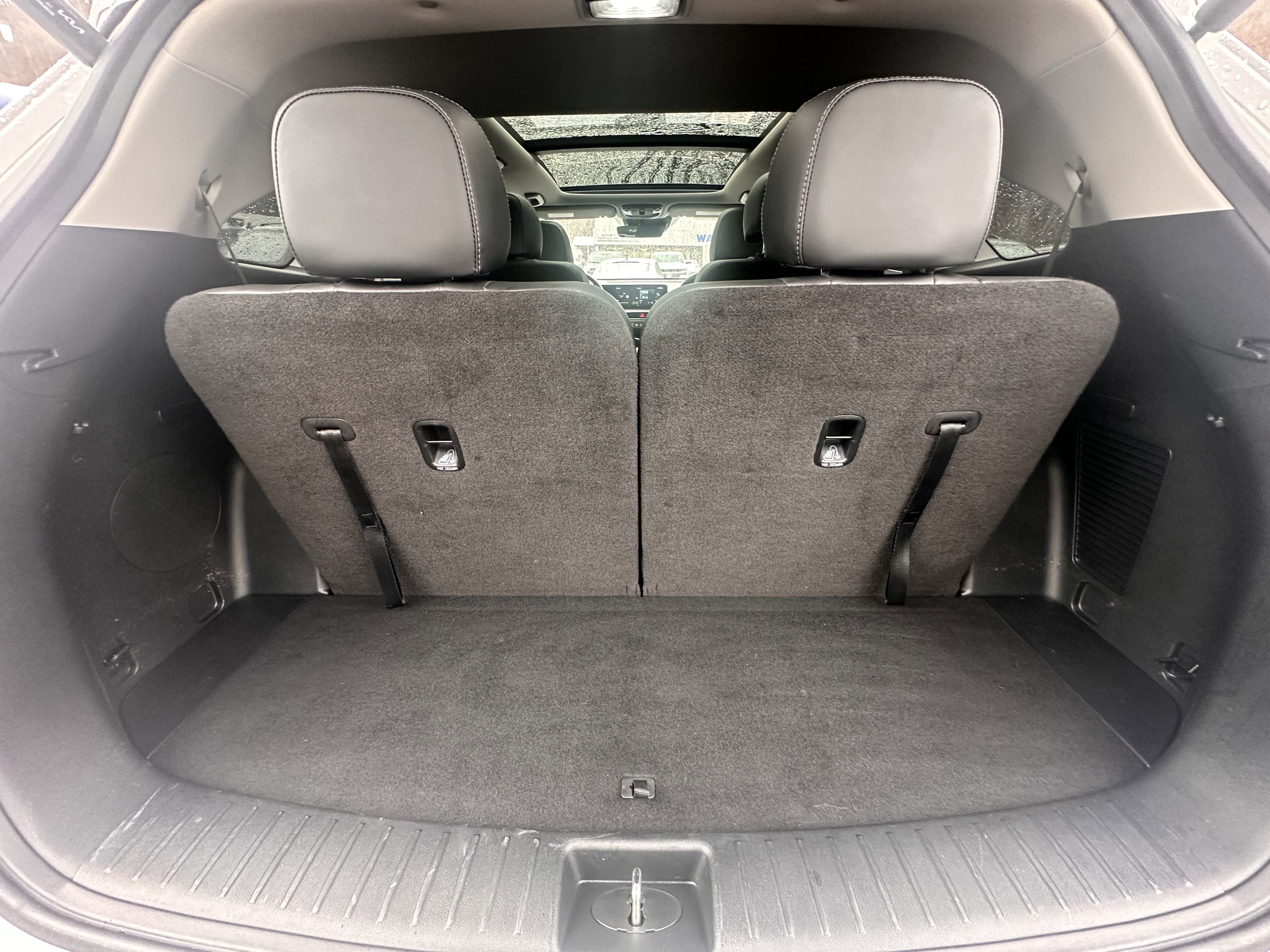 Used 2024 Kia Sorento SX image 30