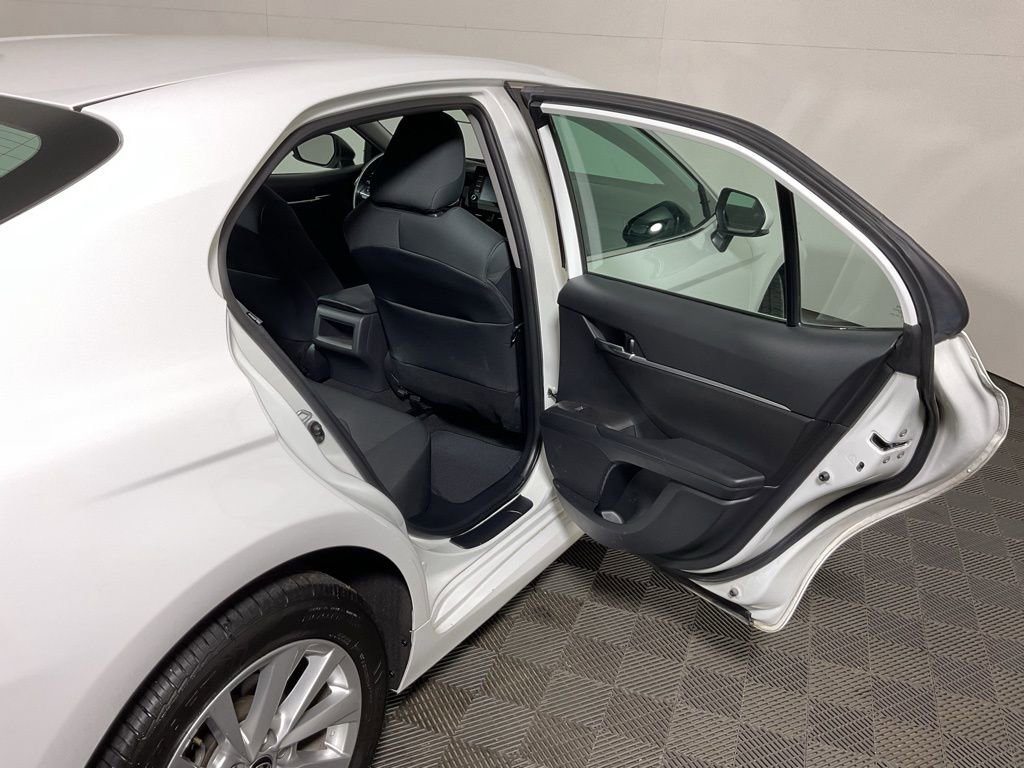 Used 2023 Toyota Camry LE AWD/4WD image 34