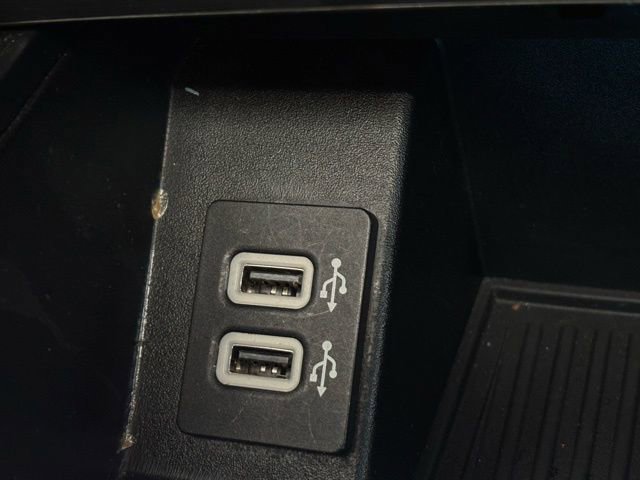 Used 2019 Ford F150 Raptor w/ Equipment Group 801A Mid image 40