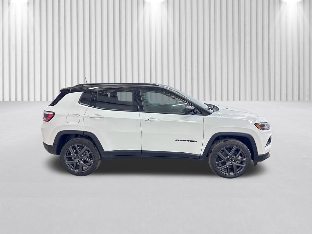 New 2026 Jeep Compass Limited image 3