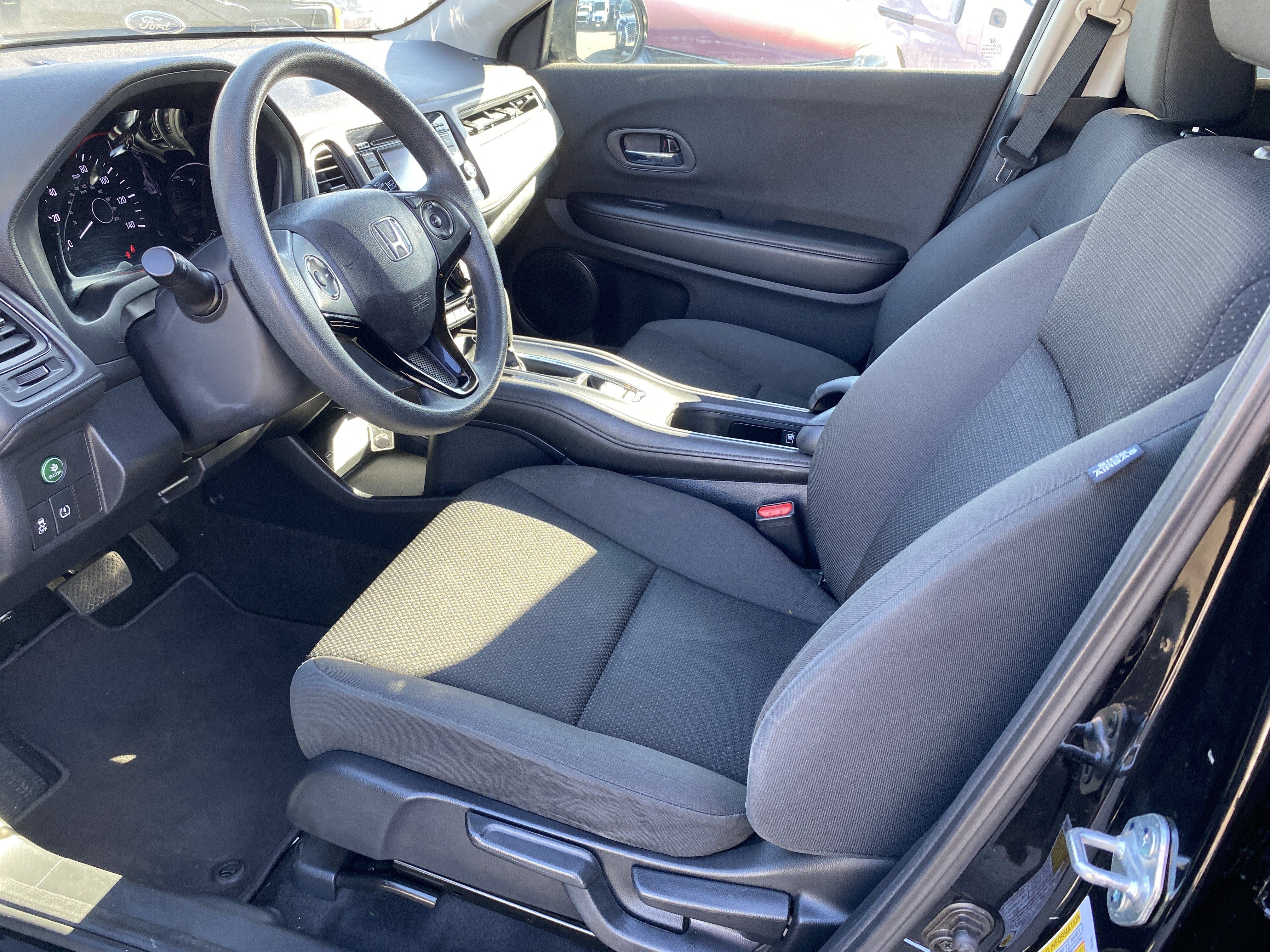 Used 2022 Honda HR-V LX image 14