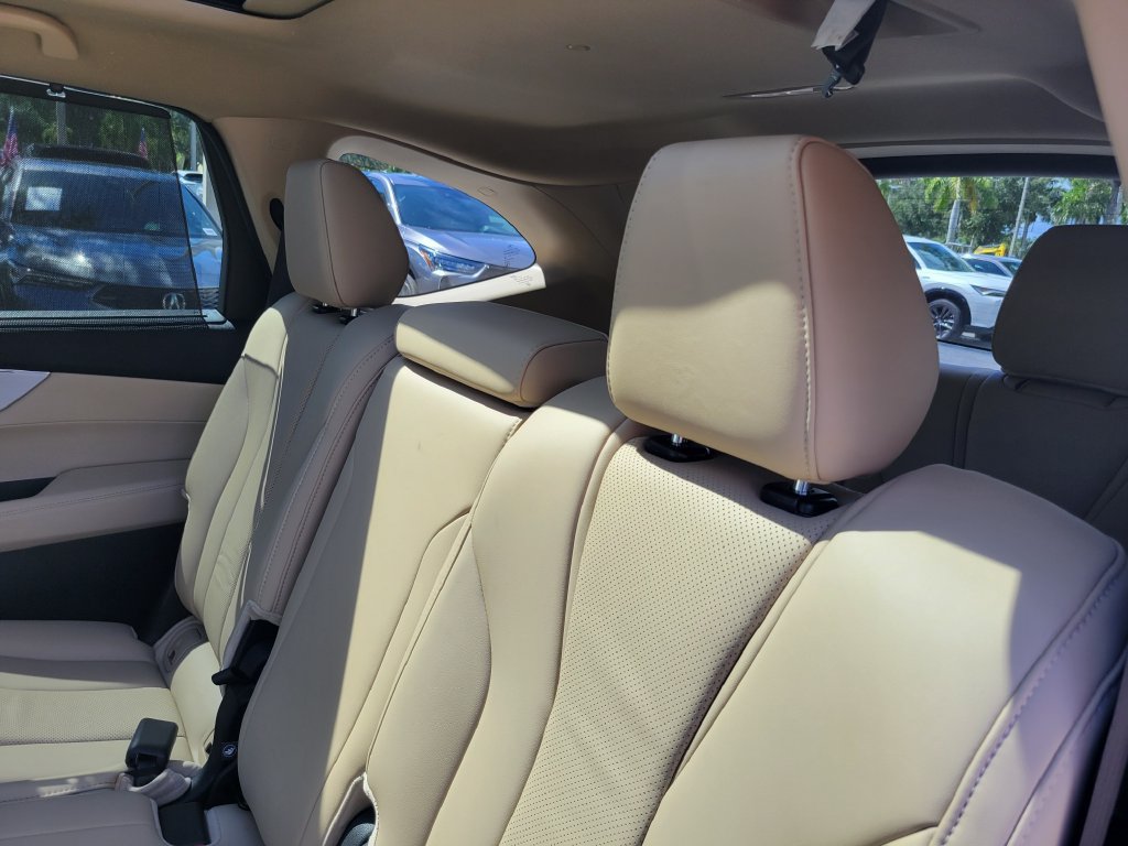 Certified 2023 Acura MDX w/ Technology Package FWD image 13