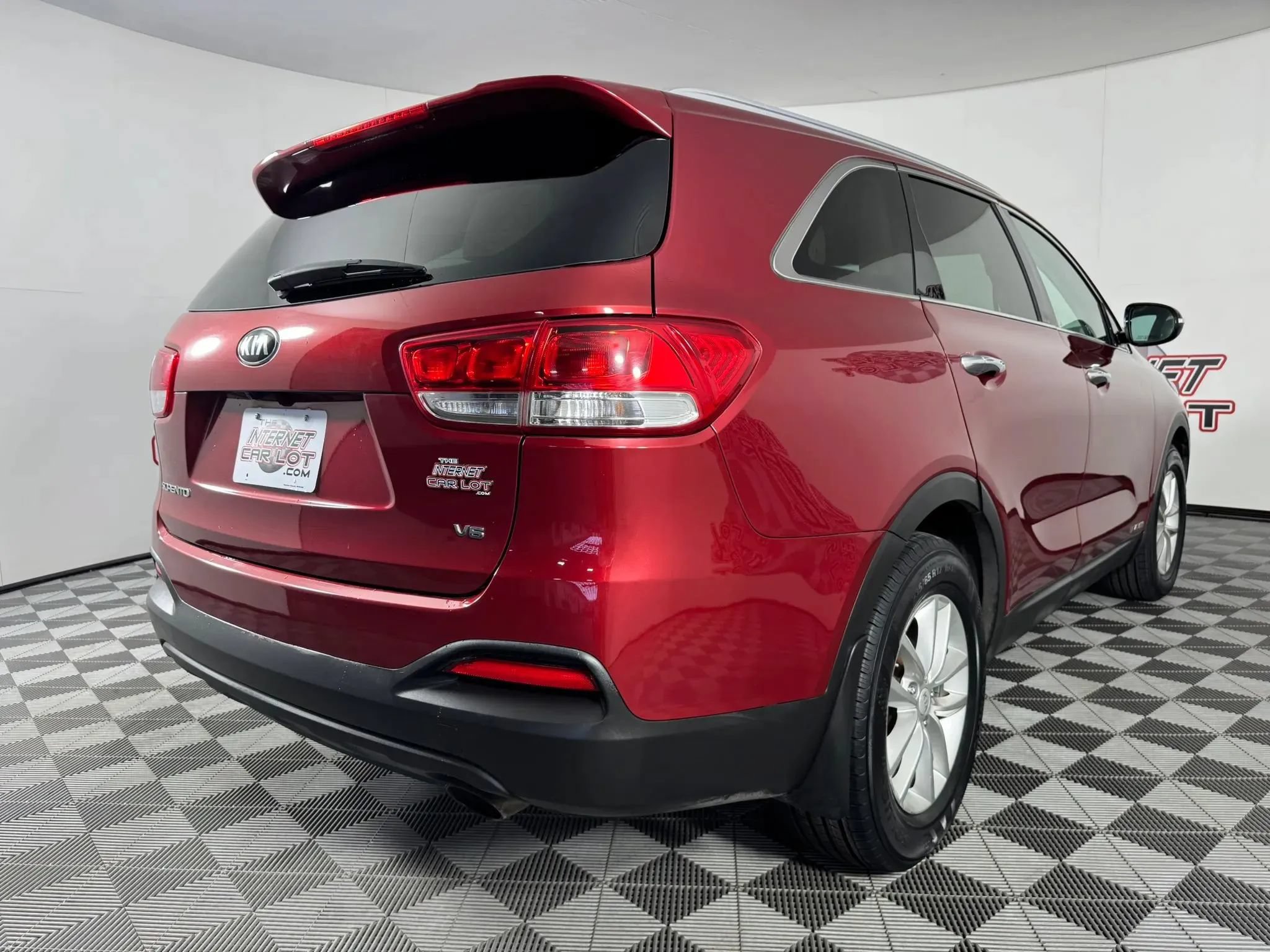 Used 2017 Kia Sorento AWD image 25