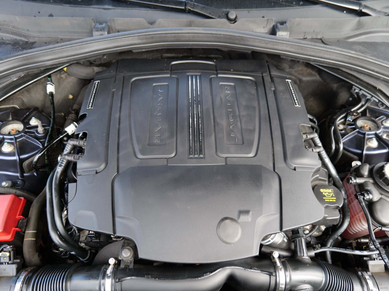 Used 2018 Jaguar F-PACE Prestige image 53