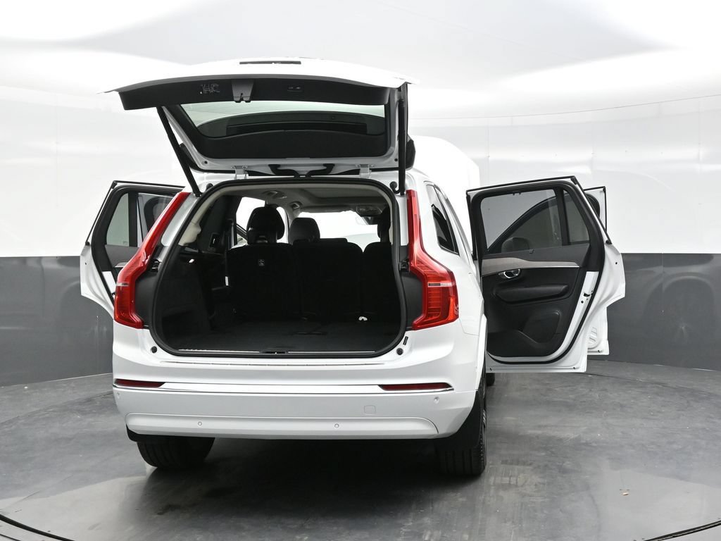 Used 2025 Volvo XC90 B6 Ultra w/ Protection Package Premier AWD/4WD image 44