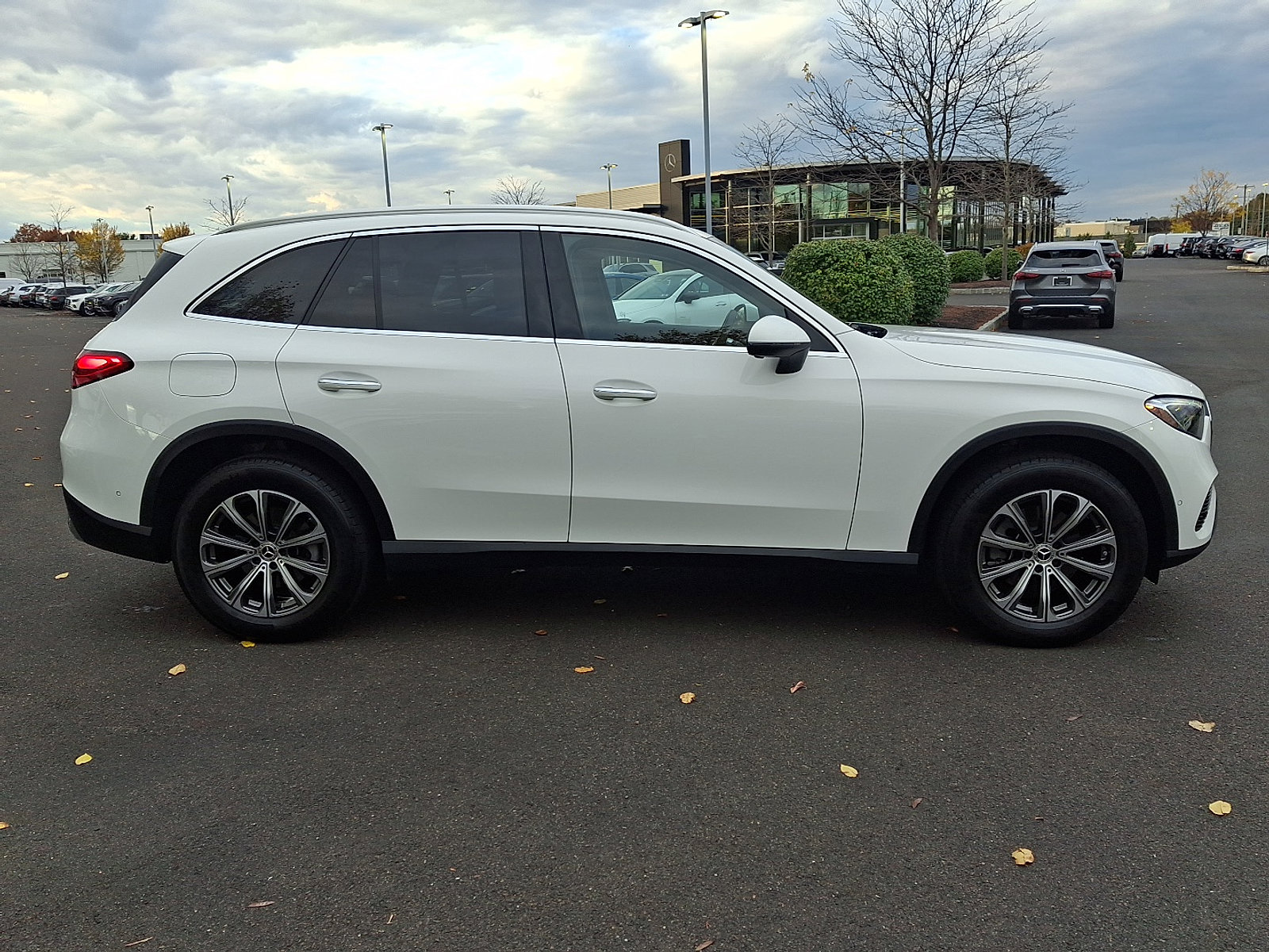 Certified 2024 Mercedes-Benz GLC 300 4MATIC image 7