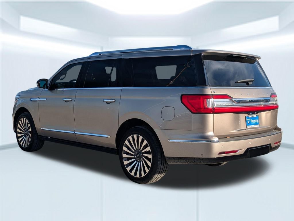 Used 2018 Lincoln Navigator L Reserve w/ Technology Package image 2